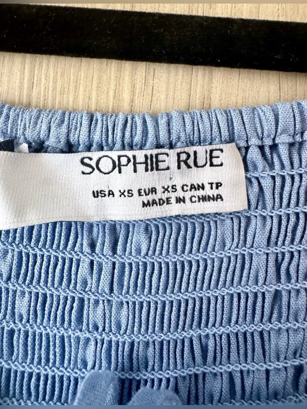 Sophie Rue Finn Dress XS
French Blue Tie Front Midi Smocked Back EUC Coastal EUC - Picture 2 of 14